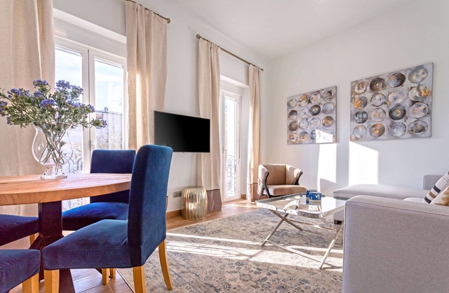 Genteel Home Recaredo