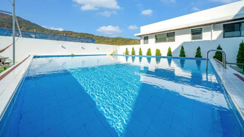 Geoje Forest-Morning Spa Pension