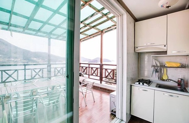Geojedo Hana Pension