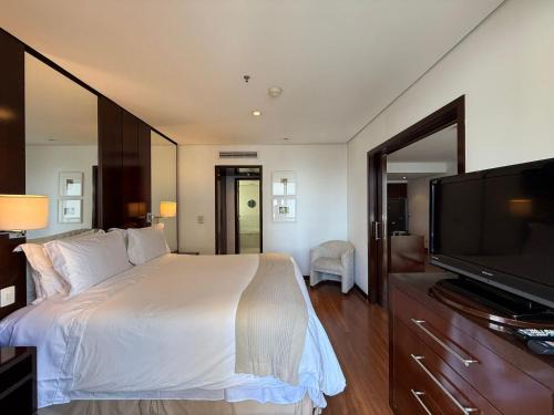 George V Itaim Bibi - Flat Alto Padrão | Delfhy