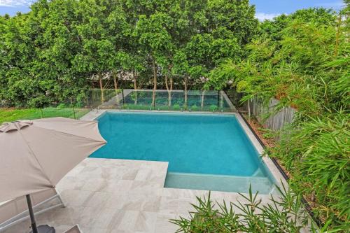 GEORGE8- THE ULTIMATE, FAMILY BEACH HOUSE!