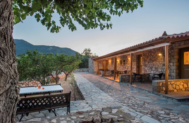 Georgia's Houses - Melitzanakia