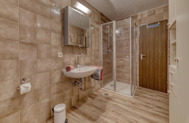 Geräumige Ferienwohnung (75 qm) mit Balkon umgeben von einer traumhaften Naturlandschaft