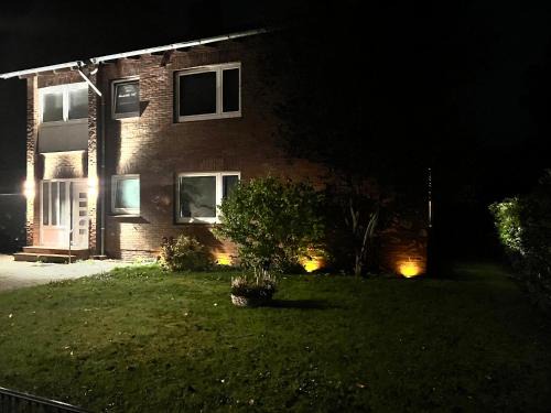 Geräumige Gästewohnung Andi im Herzen von Rastede - Küche - WLAN - Stellplatz