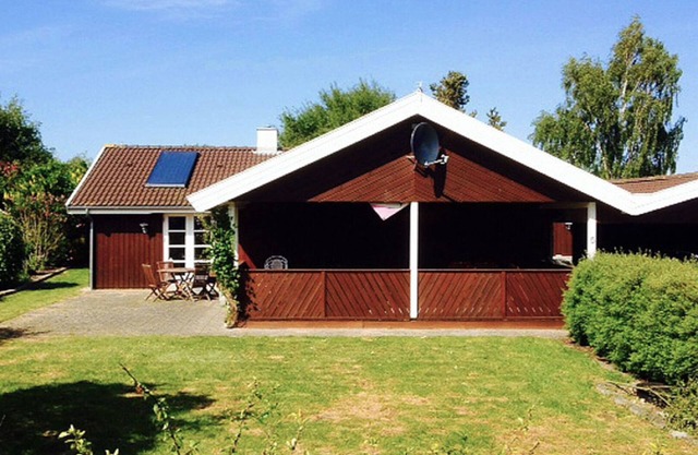 Geräumiges und Strandnahes Ferienhaus für 4 Personen