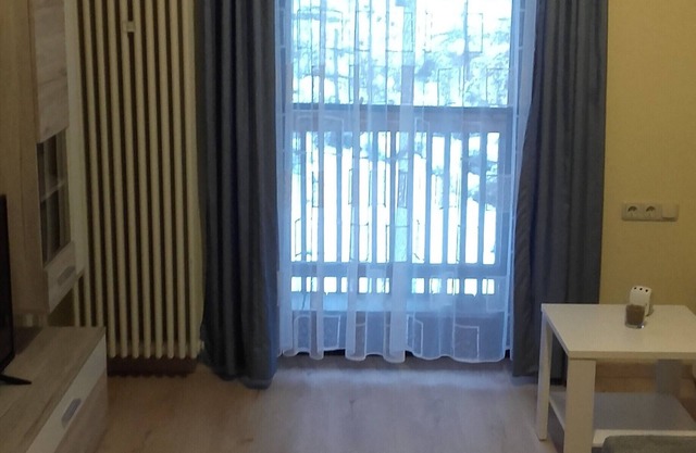 Geräumiges 2-Raum-Appartement (40qm) mit Balkonzugang und kostenfreiem WLAN