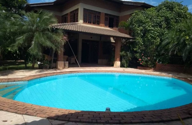 GERMAN MANSION 5 SUITES 22 BEDS NEXT TO BEACH PARK