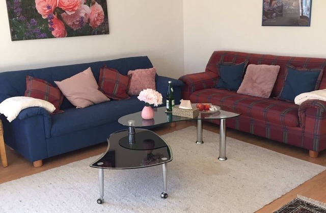 Geschmackvolle Ferienwohnung 3 mit Süd-west Terrasse und Kleinem Garten