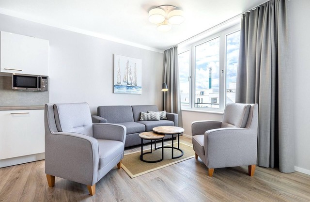 Geschmackvolles, Barrierearmes Apartment mit Loggia in Sonniger Süd-west-lage - Godewindpark