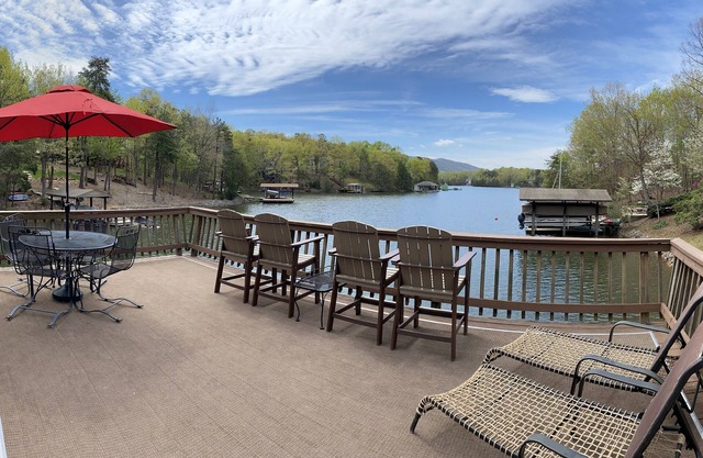 Get Ready For Fall Colors! Book Your Late 2025 Stay Today!