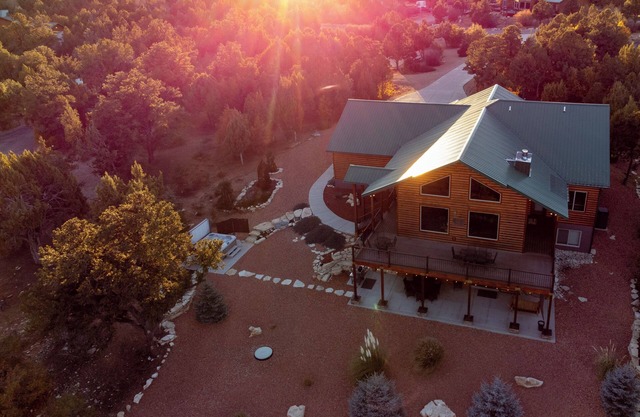 Get the 7th night free. Over 125 five star reviews, over 4,000sq feet