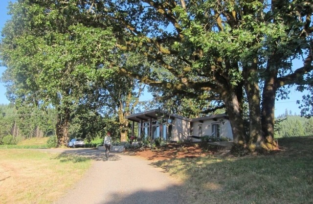 Getaway In Oregon Wine Country