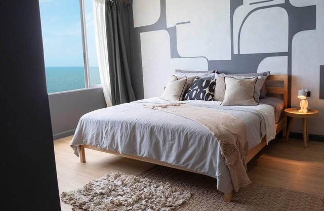 Getaway to Artist's Room Seaview