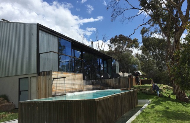 GETO - Holiday home with a pool on the river