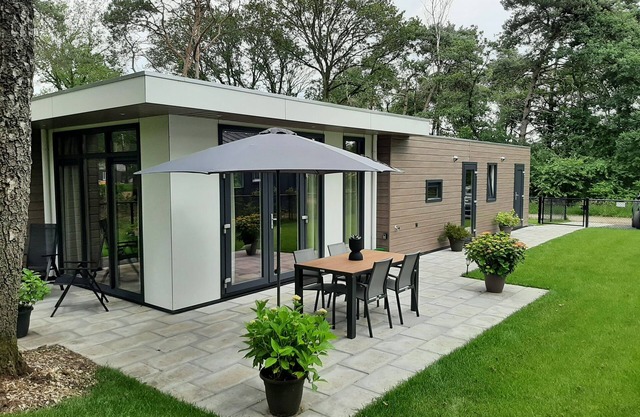 Gezellig Chalet met Omheinde Tuin