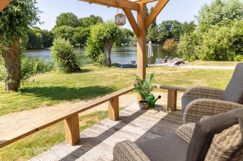 Gezellig ruim landelijk huisje aan het water