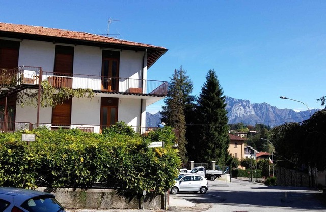 Ghisallo-Apartment with furnished roof garden