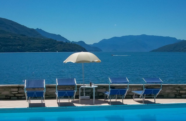GiardinoLago Arancio Holiday flat on the lake with pool