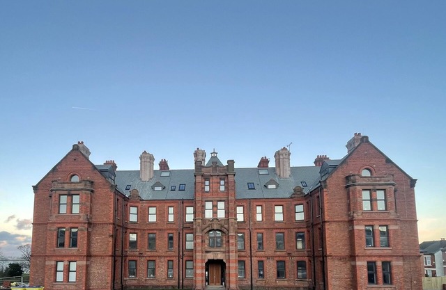 Gibson Manor Apartments
