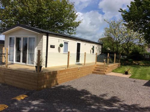 Gilcrux - Solway Firth 2-Bed Cabin Pet Friendly