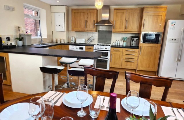 Gilpin villa 4Bedroom: WiFi-Parking-Netflix-Garden