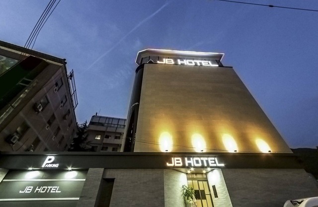 Gimhae Urbang-dong JB Hotel