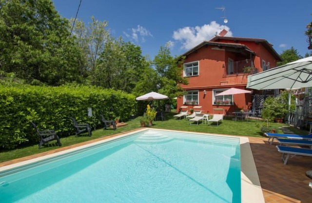 Giovanna by Interhome