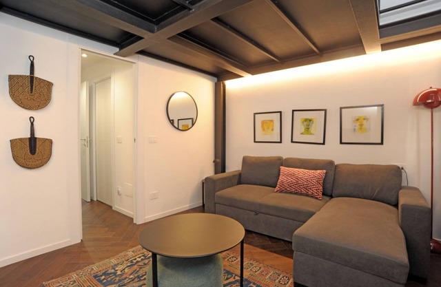 Giovio Loft Apt Milano