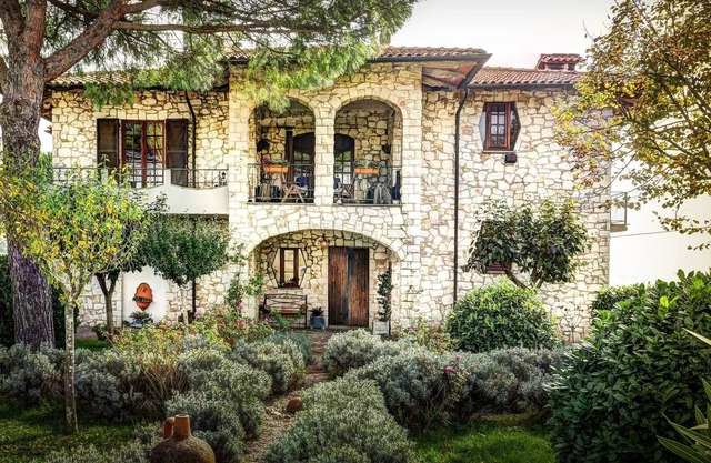 Girasole-rolling Hills, Sunflowers+family Friendly