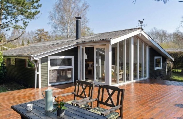 "Gisella" - 200m from the sea by Interhome