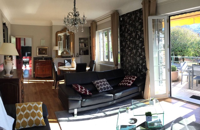 Gite Entraygues-sur-Truyère, 2 bedrooms, 5 persons