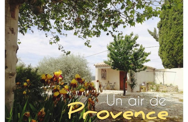 gite la berthine provençale farm located in a wine village