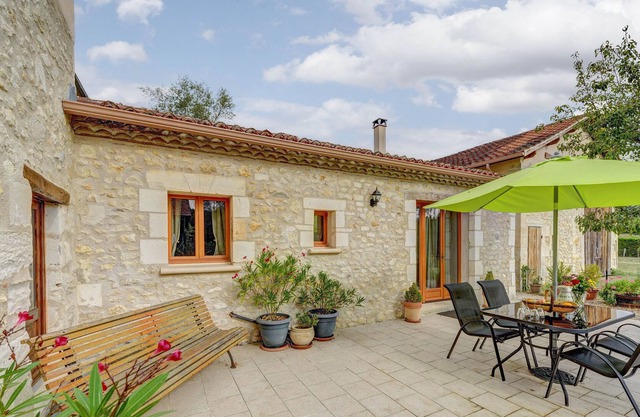 Gîte plein pieds in the countryside on the outskirts of Bergerac