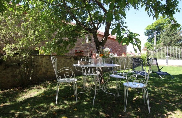 Gite Saint-Beauzire, 3 bedrooms, 6 persons