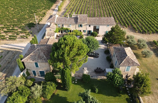 Gite Soie: cosy stone cottage in a quiet area surrounded by vines