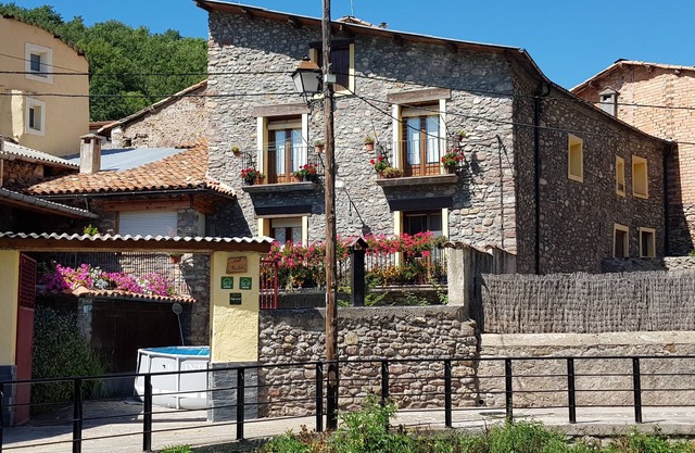 Gîte Teulé 2 in the Pyrenees: A perfect getaway in the middle of nature|11 pax