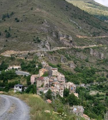 GITES DE PIERLAS