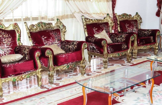 GITY Royale Suites