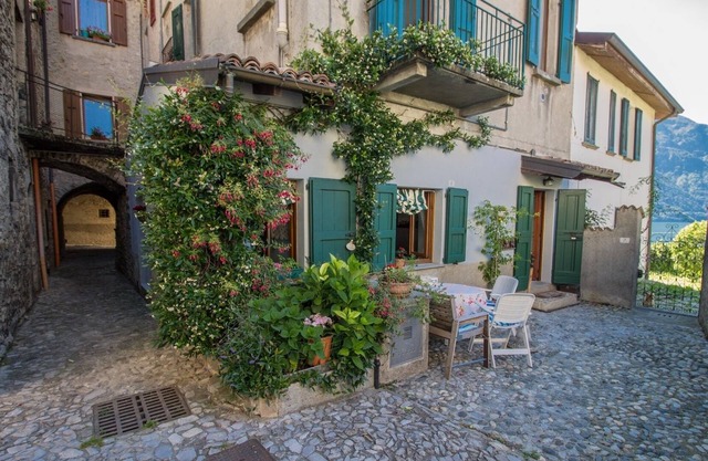 Giulino's house TREMEZZINA Lake Como