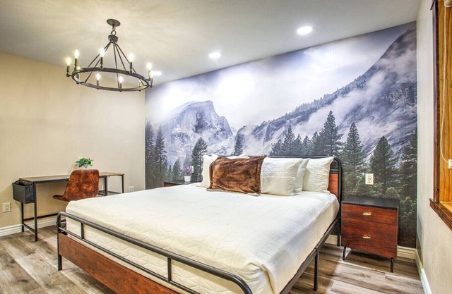 Glacier Park Suite at Country Way Inn