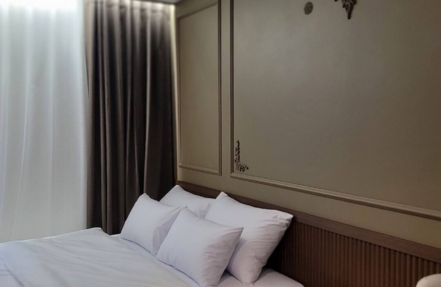 Glam Hotel