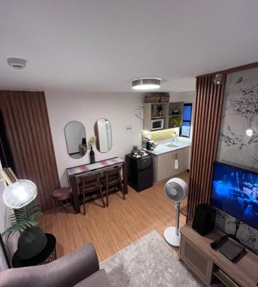 Glam Suite