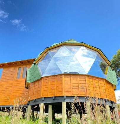 Glamping domo el colibrí