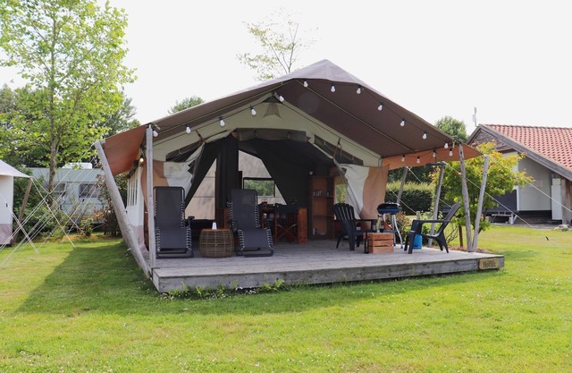 Glamping in Friesland with friends