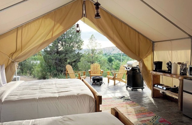 Glamping Tent #8 with AC, Heat, and Private Bath