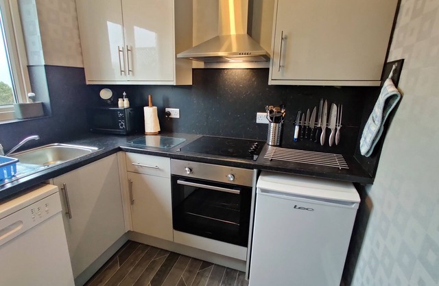 Glen View a Stones Throw Away from The Gower!