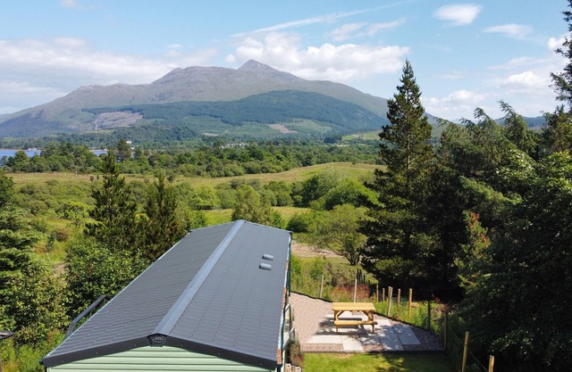 Glen View - mobile home with spectacular alpine and loch view