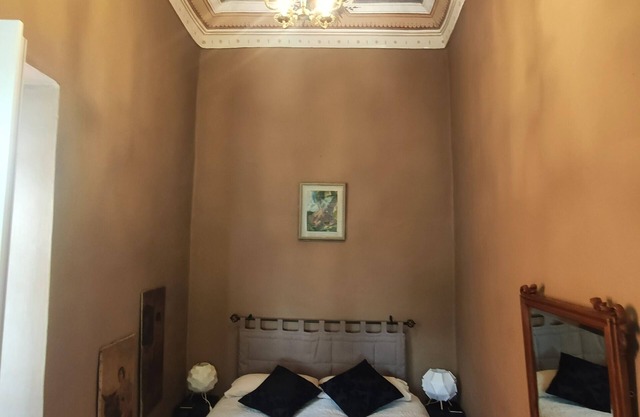 "Gli Affreschi" Deluxe Apartment. Charming apartment in the historic center.