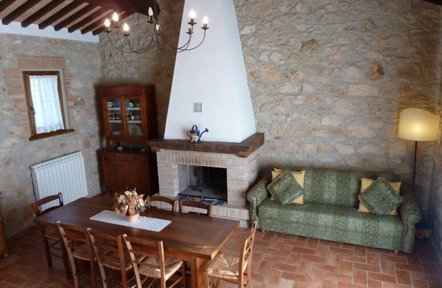 Glicine - Agriturismo San Giovanni