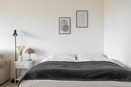 Global Living - Design Apartments I Terrace I Kitchen I Smart-TV I Parking space I München